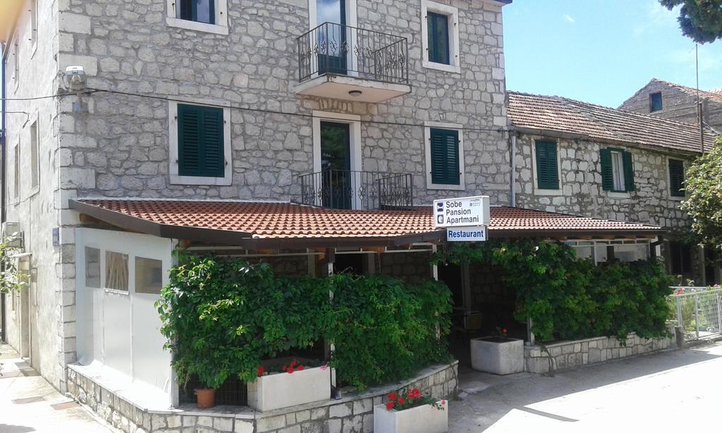 Guest House Fosa Opuzen  외부 사진